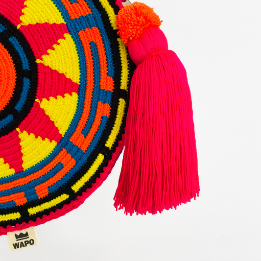 Clutch Amarelo Vibrante