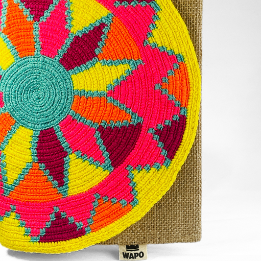 Clutch Quadrado amarelo